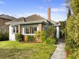 https://images.listonce.com.au/custom/160x/listings/2-bennett-street-balwyn-vic-3103/747/01683747_img_02.jpg?aB5meuvTSXo