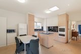 https://images.listonce.com.au/custom/160x/listings/2-bessazile-avenue-forest-hill-vic-3131/528/00676528_img_03.jpg?frzpIM28_J4