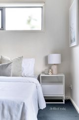 https://images.listonce.com.au/custom/160x/listings/2-bill-barry-close-brunswick-east-vic-3057/581/01362581_img_08.jpg?e1ct6rwDMcI