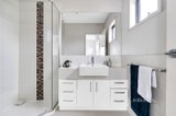 https://images.listonce.com.au/custom/160x/listings/2-bill-barry-close-brunswick-east-vic-3057/581/01362581_img_12.jpg?peisV83LNFM