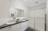 https://images.listonce.com.au/custom/160x/listings/2-boriska-court-glen-waverley-vic-3150/338/01681338_img_06.jpg?R6hbhT57gyw