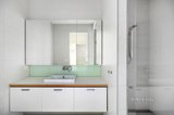 https://images.listonce.com.au/custom/160x/listings/2-bosisto-street-richmond-vic-3121/049/01704049_img_10.jpg?sD4knLLiK4g