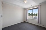 https://images.listonce.com.au/custom/160x/listings/2-bowen-road-lilydale-vic-3140/671/01633671_img_05.jpg?2AtdKN4rmEU