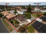 https://images.listonce.com.au/custom/160x/listings/2-bracken-grove-altona-vic-3018/683/01202683_img_02.jpg?Hv8lBNz8ZtA