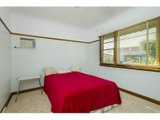 https://images.listonce.com.au/custom/160x/listings/2-bracken-grove-altona-vic-3018/683/01202683_img_05.jpg?5lu2jwFy9iQ