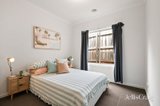 https://images.listonce.com.au/custom/160x/listings/2-bramwell-street-lilydale-vic-3140/976/01986976_img_08.jpg?CA8JzXS081o