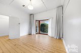 https://images.listonce.com.au/custom/160x/listings/2-bruce-street-strathmore-vic-3041/805/01701805_img_02.jpg?pmwqowPS7SY
