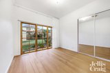 https://images.listonce.com.au/custom/160x/listings/2-bruce-street-strathmore-vic-3041/805/01701805_img_11.jpg?GioU0FZ87aI