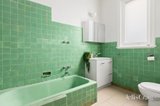https://images.listonce.com.au/custom/160x/listings/2-burns-street-elwood-vic-3184/564/01911564_img_13.jpg?JXJb-jKHtVM