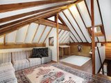 https://images.listonce.com.au/custom/160x/listings/2-byron-street-kew-vic-3101/402/01684402_img_09.jpg?S8ULnJE0kqE