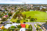 https://images.listonce.com.au/custom/160x/listings/2-carlyle-crescent-bellfield-vic-3081/223/01139223_img_14.jpg?FUY63w5l8fg