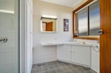 https://images.listonce.com.au/custom/160x/listings/2-clarkson-street-sebastopol-vic-3356/177/01558177_img_11.jpg?KRraC_nkqSc