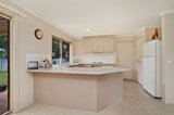 https://images.listonce.com.au/custom/160x/listings/2-clayton-street-tylden-vic-3444/305/00221305_img_02.jpg?UGZQasEwKQU