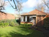 https://images.listonce.com.au/custom/160x/listings/2-colpin-avenue-lake-wendouree-vic-3350/765/01575765_img_15.jpg?aXPtLuwOqlQ