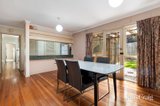 https://images.listonce.com.au/custom/160x/listings/2-colvin-court-glen-waverley-vic-3150/383/01885383_img_09.jpg?V3FEyxmMZUY