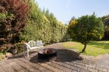 https://images.listonce.com.au/custom/160x/listings/2-como-court-thomastown-vic-3074/150/01978150_img_12.jpg?cXPkmGm3yvc