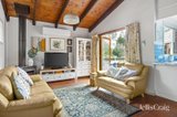 https://images.listonce.com.au/custom/160x/listings/2-coolabah-drive-eltham-vic-3095/273/01767273_img_07.jpg?CQ2fB6H2B2M