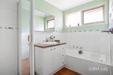 https://images.listonce.com.au/custom/160x/listings/2-coolabah-drive-eltham-vic-3095/273/01767273_img_12.jpg?FopSeLUpkB0