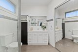 https://images.listonce.com.au/custom/160x/listings/2-coral-court-vermont-south-vic-3133/821/01724821_img_07.jpg?oTgV-yXJ3mY