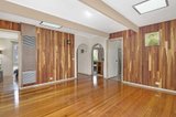 https://images.listonce.com.au/custom/160x/listings/2-cowra-street-vermont-vic-3133/919/01740919_img_06.jpg?nItTYn1-DoE