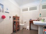 https://images.listonce.com.au/custom/160x/listings/2-croydondale-drive-mooroolbark-vic-3138/526/01529526_img_10.jpg?69Wio7U5rLY