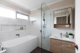 https://images.listonce.com.au/custom/160x/listings/2-desmond-court-greensborough-vic-3088/696/01607696_img_12.jpg?7S1sbSri5to