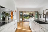 https://images.listonce.com.au/custom/160x/listings/2-devlin-court-rosanna-vic-3084/733/01950733_img_05.jpg?Yvpl5DW-wlI