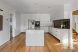 https://images.listonce.com.au/custom/160x/listings/2-devlin-court-rosanna-vic-3084/733/01950733_img_06.jpg?wBM7nN1ickQ