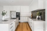 https://images.listonce.com.au/custom/160x/listings/2-devlin-court-rosanna-vic-3084/733/01950733_img_07.jpg?iMOYET2qsxo