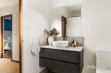https://images.listonce.com.au/custom/160x/listings/2-devlin-court-rosanna-vic-3084/733/01950733_img_14.jpg?iYybSbmHd9E