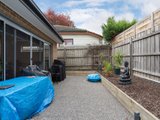 https://images.listonce.com.au/custom/160x/listings/2-donald-street-croydon-vic-3136/490/01524490_img_10.jpg?k_E6nQjq5f4