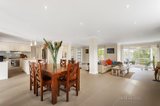 https://images.listonce.com.au/custom/160x/listings/2-donegal-court-templestowe-vic-3106/802/00708802_img_03.jpg?Lq0Xg_jETrk