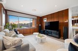 https://images.listonce.com.au/custom/160x/listings/2-dover-street-bentleigh-east-vic-3165/917/01649917_img_02.jpg?qh5LVbyy9lY