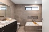 https://images.listonce.com.au/custom/160x/listings/2-dowling-grove-doncaster-east-vic-3109/566/01542566_img_08.jpg?33MM9UCnUic