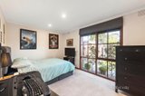 https://images.listonce.com.au/custom/160x/listings/2-dowling-grove-doncaster-east-vic-3109/566/01542566_img_11.jpg?3Zgag1u5lh0