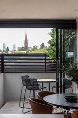 https://images.listonce.com.au/custom/160x/listings/2-duke-street-richmond-vic-3121/965/01872965_img_13.jpg?JKHp8sANDjg