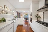 https://images.listonce.com.au/custom/160x/listings/2-eckersley-court-blackburn-south-vic-3130/636/01726636_img_11.jpg?NEGjgflDdn8