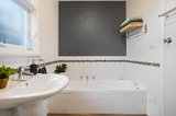 https://images.listonce.com.au/custom/160x/listings/2-eckersley-court-blackburn-south-vic-3130/636/01726636_img_14.jpg?RG0AQCce_LY