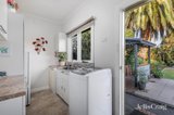 https://images.listonce.com.au/custom/160x/listings/2-edith-avenue-nunawading-vic-3131/161/01748161_img_11.jpg?HWJp9P__b8A