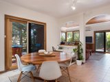 https://images.listonce.com.au/custom/160x/listings/2-elana-court-croydon-north-vic-3136/443/01524443_img_08.jpg?gk1oA0MX5sw