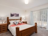 https://images.listonce.com.au/custom/160x/listings/2-elana-court-croydon-north-vic-3136/443/01524443_img_11.jpg?evZ_JOSeGz4