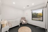 https://images.listonce.com.au/custom/160x/listings/2-ella-mews-seville-vic-3139/634/01723634_img_10.jpg?VXIxA5GxlGw