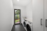 https://images.listonce.com.au/custom/160x/listings/2-ella-mews-seville-vic-3139/634/01723634_img_14.jpg?osJm4retKJM