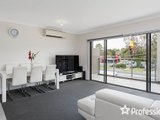 https://images.listonce.com.au/custom/160x/listings/2-english-close-mooroolbark-vic-3138/390/01526390_img_05.jpg?vdJ81KquhjM