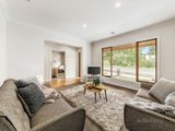 https://images.listonce.com.au/custom/160x/listings/2-eothen-lane-kilsyth-vic-3137/195/00621195_img_08.jpg?-AKaVEapkkw