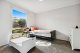 https://images.listonce.com.au/custom/160x/listings/2-era-court-donvale-vic-3111/675/01625675_img_09.jpg?goxXVDQ3IVo