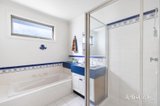 https://images.listonce.com.au/custom/160x/listings/2-ferrier-court-rowville-vic-3178/303/01932303_img_11.jpg?SDWYeo2RC6A