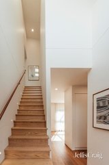 https://images.listonce.com.au/custom/160x/listings/2-finch-close-ocean-grove-vic-3226/096/01903096_img_02.jpg?eBFAOMskc7k