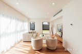 https://images.listonce.com.au/custom/160x/listings/2-finch-close-ocean-grove-vic-3226/096/01903096_img_05.jpg?4VWbs7vSvqA