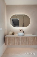 https://images.listonce.com.au/custom/160x/listings/2-finch-close-ocean-grove-vic-3226/096/01903096_img_07.jpg?PSmEDPm80ss
